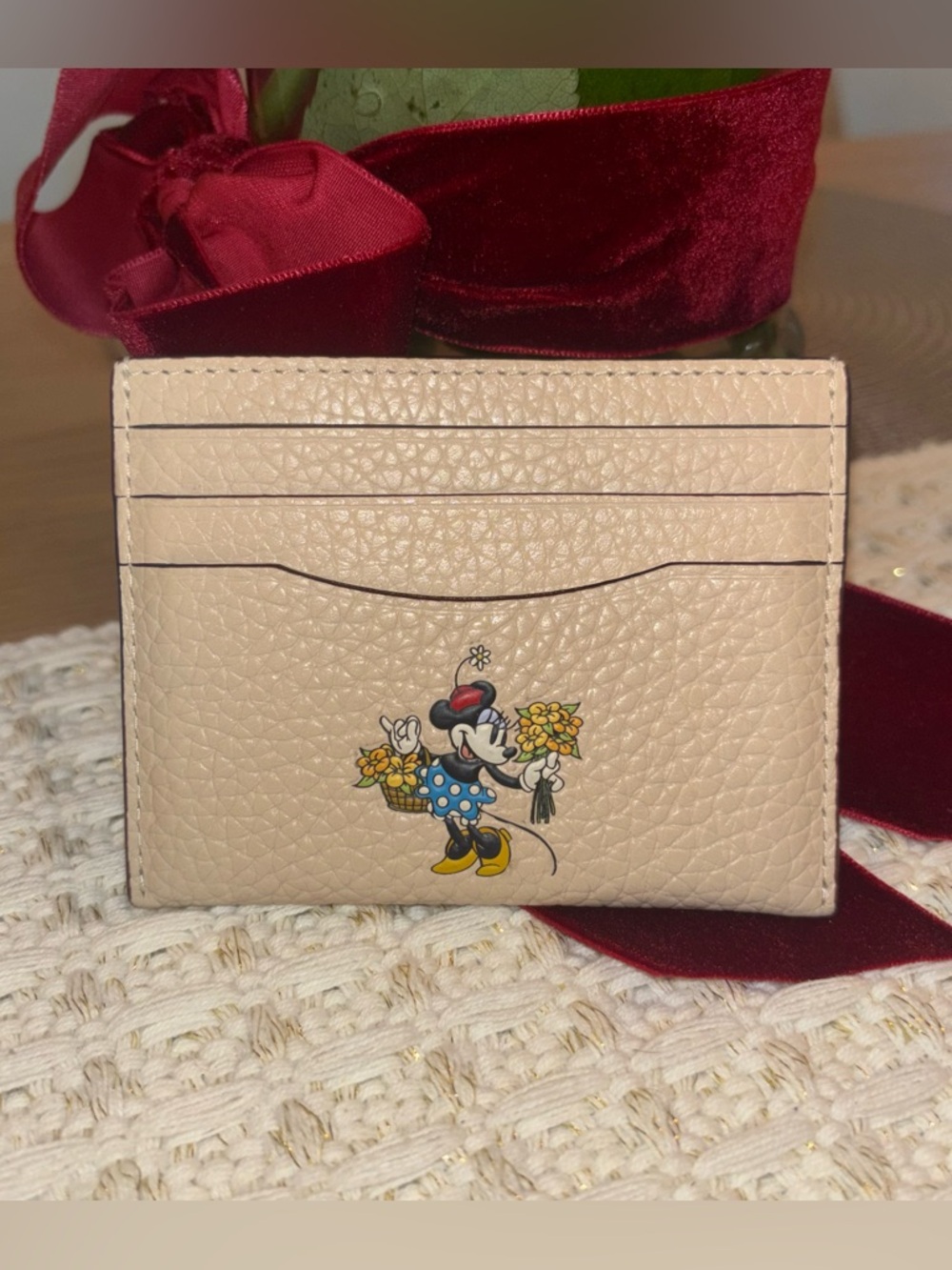 COACH X DISNEY MINNIE MOUSE CHALK/MULTI LEATHER CARD CASE CG971